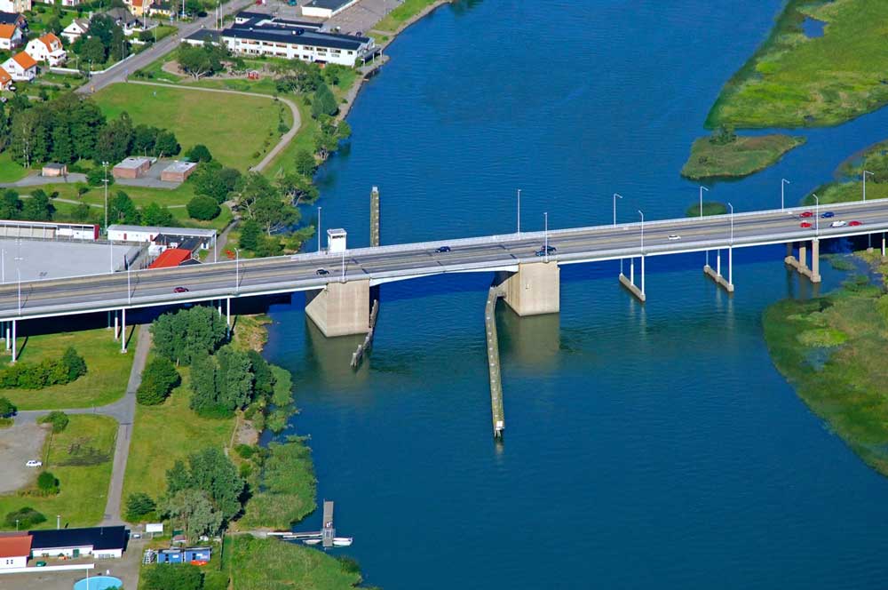 The Kungalv Bridge in Sweden, also the World’s First Stainless Steel Bridge (Marinas 2025)