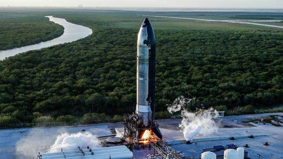 SpaceX's Starship Second-stage during a Raptor Vacuum Static Fire Test (Ramish Zafar 2024)