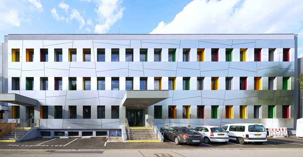 Aluminum Composite Cladding with High-performance Thermal Insulation for Its Administrative and Social Centre (Photo Courtesy of CHRISTOPHE CREUTZ & DIVISARE)